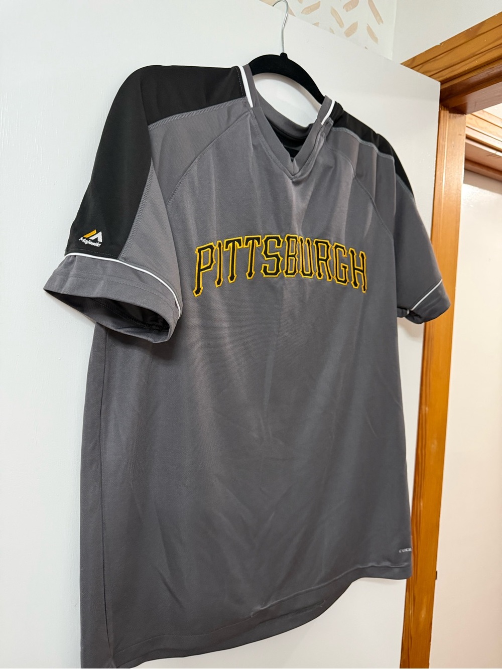 Majestic Pittsburgh Gray & Black pirates Jersey